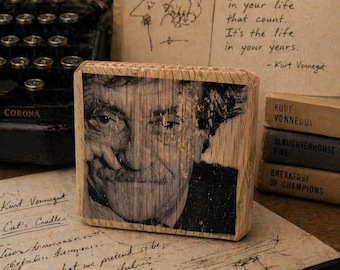 Kurt Vonnegut Wood Block – Literary Quote Author Wall Art – Book Lover Decor