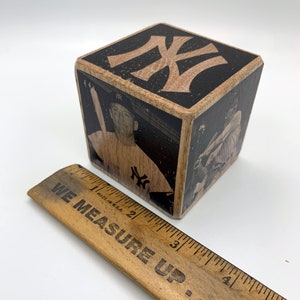NY Yankees Classic Wood Block