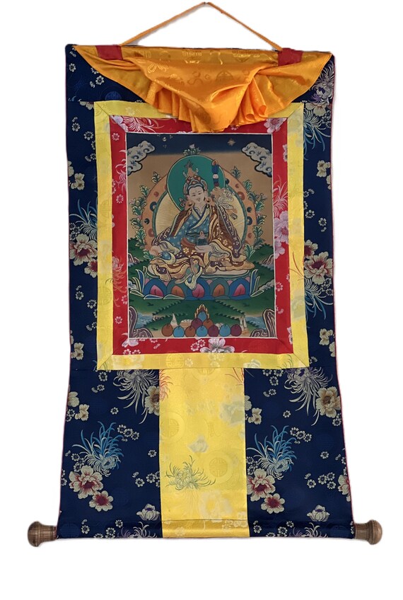 チベット刺繍のグルリンポチエ　タンカ　希少 チベット刺繍のグルリンポチエ タンカ 希少 チベット刺繍のグルリン