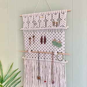 jewelry organizer wall hanging, earring holder wall mount, boho jewelry organizer, macrame jewelry holder, macrame earring wall hanging