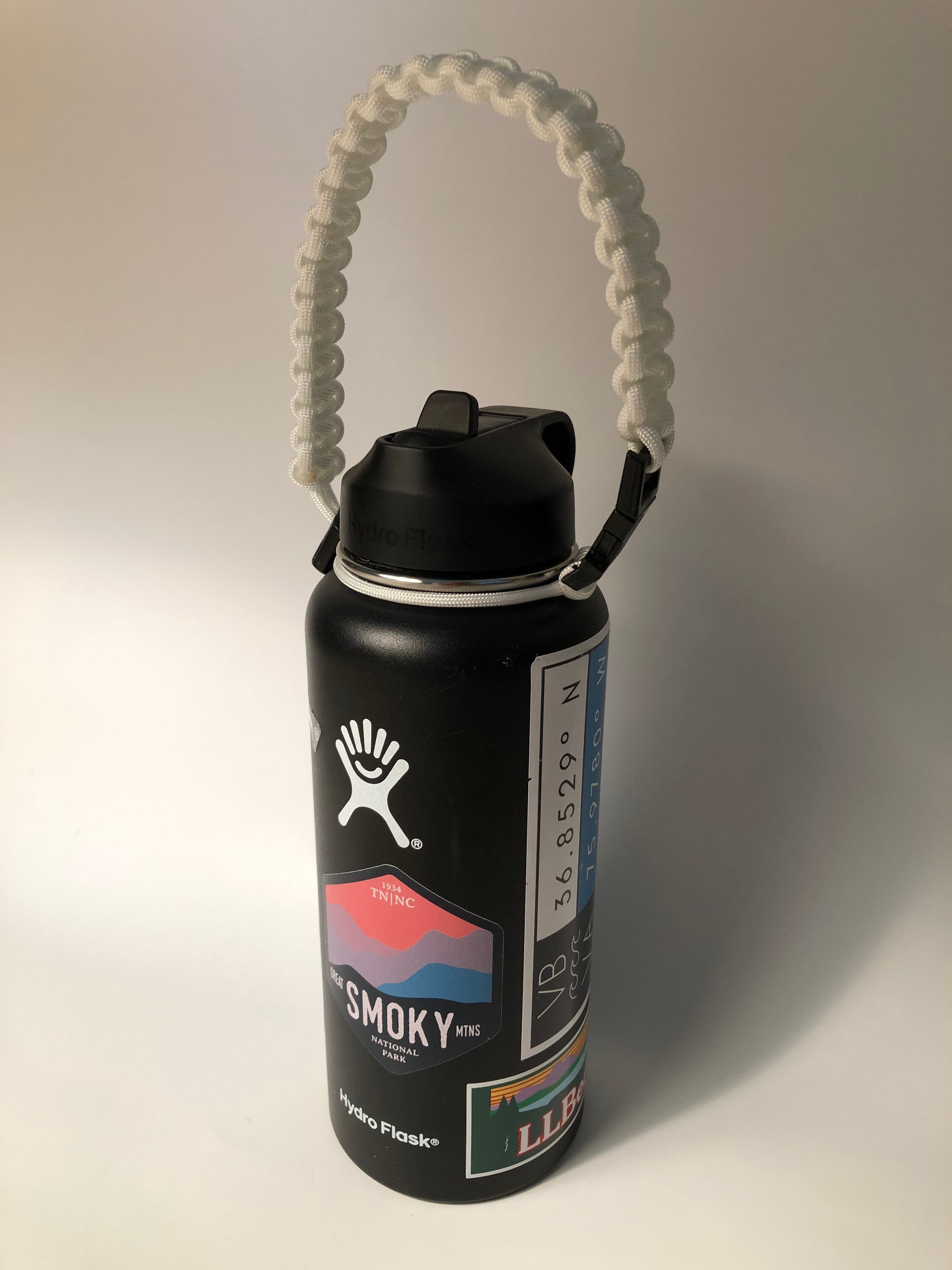 LX-SUNCX Paracord Handle for Hydro Flask 2.0 Wide Mouth Water Bottles(12 to  40oz),Survival Strap Carabiner Carrier Accessories,Plus a Nice Protective