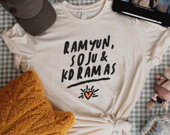 Ramyun Soju y Kdramas / Camiseta de Kdrama / Camiseta de drama coreano / Regalo para amantes de los K-Dramas / Regalo para asiáticos / Rasgos asiáticos sutiles
