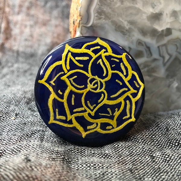 Phone Grip, Phone Holder, Botanical, Succulent, Hand Painted, Resin Topped, Blue and Gold. 1.5” diameter. Gift idea.