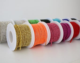 Rhinestone chain 2,5 mm, sold per 10 cm