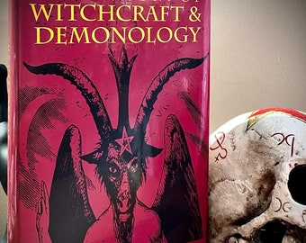 HISTORY of WITCHCRAFT & DEMONOLOGY by Montague Summers 1992 Castle Books Reprint Edition Hardcover with Dust-jacket Occultism Magic Magick