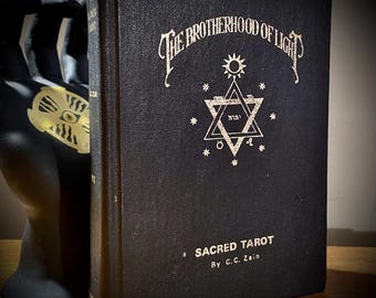 SACRED TAROT by C. C. ZAIN 1969 Hardbound Serials About Zain's Egyptian Tarot Deck Divination Ancient Egypt Wicca Wiccan