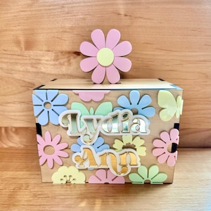Personalized Retro Flowers Piggy Bank - Baby Nursery Decor, Coin Bank for Girls, Birthday Kids Gift, Easter kids gift