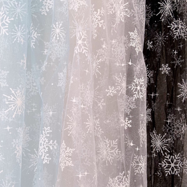 Sparkled Snowflake Tulle (Snowflakes / By The Yard / Snowflake Fabric / Snowflake Print / Blue / White / Apparel Fabric)