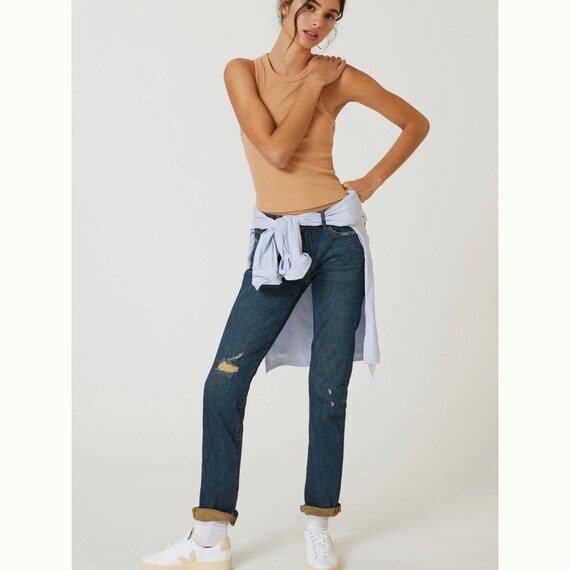 Pilcro slim deals boyfriend jeans