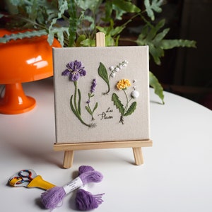 PDF-mönster för handbroderi med blommönster, iris, lavendel, maskros, lilja (videohandledning) bild 4