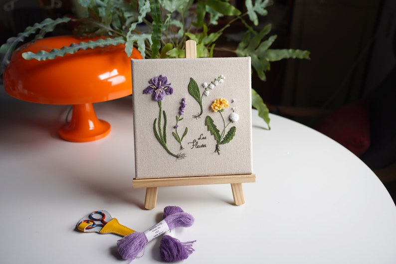PDF-mönster för handbroderi med blommönster, iris, lavendel, maskros, lilja (videohandledning) bild 4