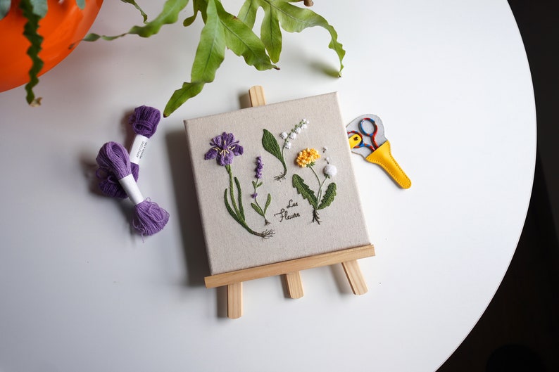 PDF-mönster för handbroderi med blommönster, iris, lavendel, maskros, lilja (videohandledning) bild 9