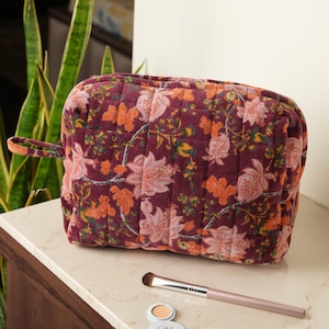 Borsa per il trucco in velluto floreale fatta a mano / Pochette cosmetica trapuntata / Foderata in cotone, adatta ai viaggi