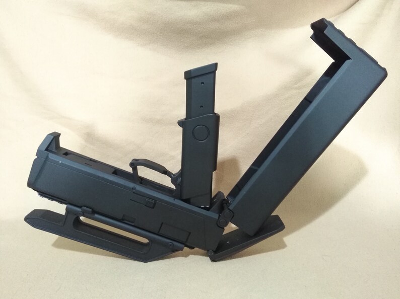 Magpul FMG-9 Fake Toy Rifle Gun Prop