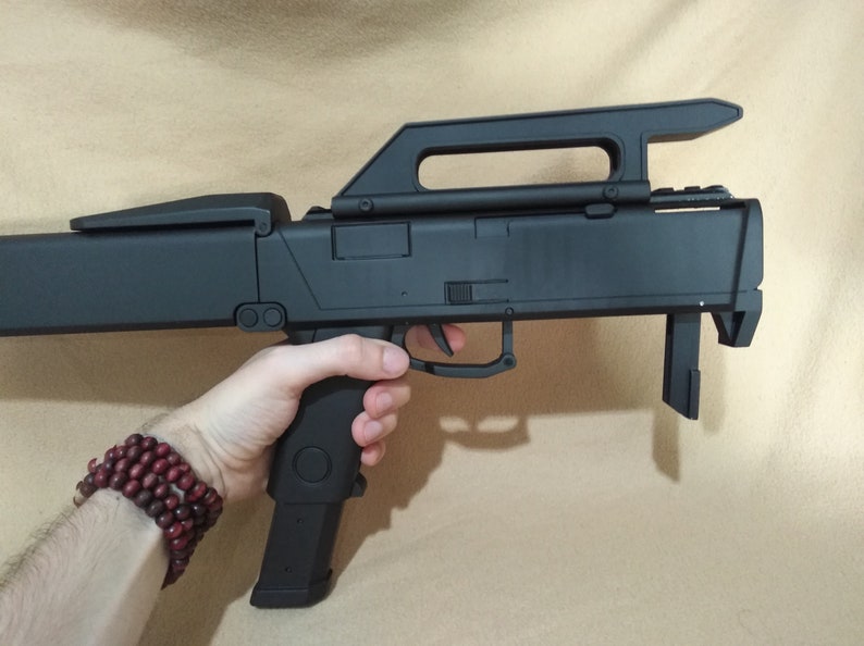 Magpul FMG-9 Fake Toy Rifle Gun Prop