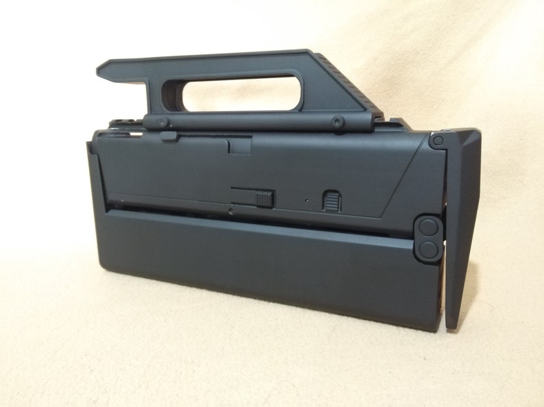 Magpul FMG-9 Fake Toy Rifle Gun Prop