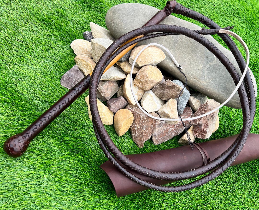 Kangaroo Hide Leather Australian Stock Whip by Riaz Matelia Bullwhip - Etsy