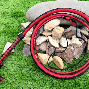 Látigo de nailon, rojo y negro: estilo Indiana Jones, talla 1,22 m - 3,66 m