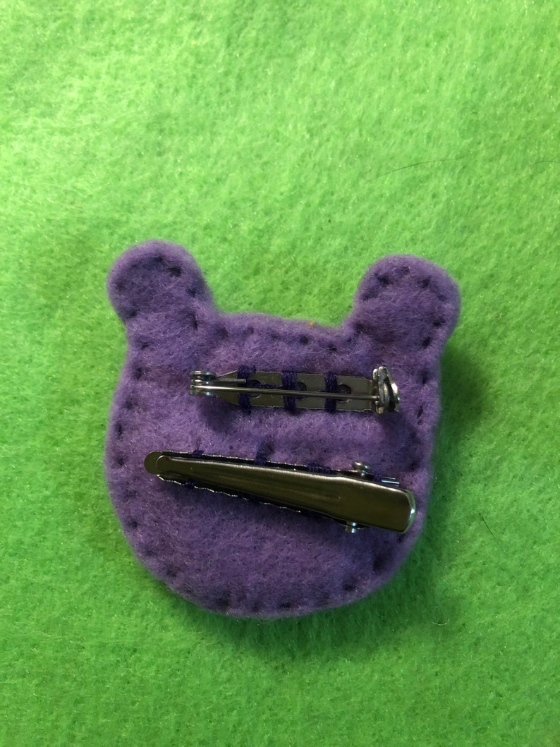 Hand sewn AC medium weighted pin /& hair clip Static