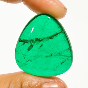 Wonderful 100% Natural Green Emerald Doublet Quartz Egg Shape Cabochon Gemstone For Making Jewelry 52.5 Ct 33X29X8mm M2154