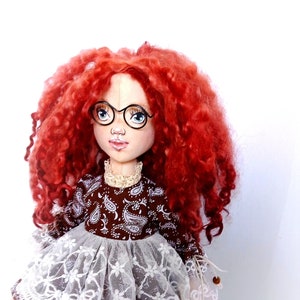 Muñeca pequeña hecha a mano en tela, Muñeca bebé en la cuna, Muñecas niña bonita, Muñecas de arte sirena, Muñecas bebé de punto, Muñecas elfas waldorf