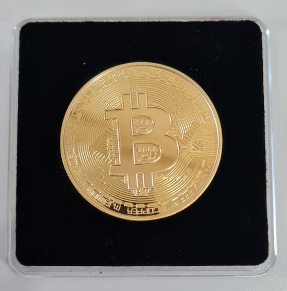 Gold-plated Bitcoin Coin: Crypto Collector's Souvenir and Gift