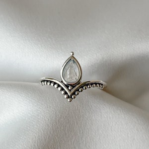 Genuine Moonstone Ring, Boho Chic Jewelry, Boho Ring, Moon Stone Ring, 925 Sterling Silver Ring, Rainbow Moonstone