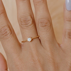 Gold Perlmutt Ring: Zierliche Sterling Silber Band