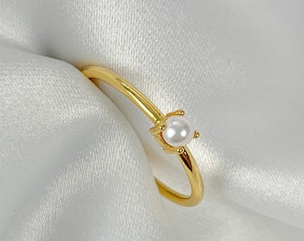18K Gold Plated Single Freshwater Pearl Ring, Gold Pearl Ring, Gifts For Her, Gold Dainty Ring, Freshwater Pearl Ring, Delicate Band Ring