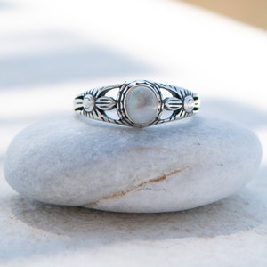 Genuine Moonstone Ring, Boho Chic Jewelry, Boho Ring, Moon Stone Ring, 925 Sterling Silver Ring, Rainbow Moonstone