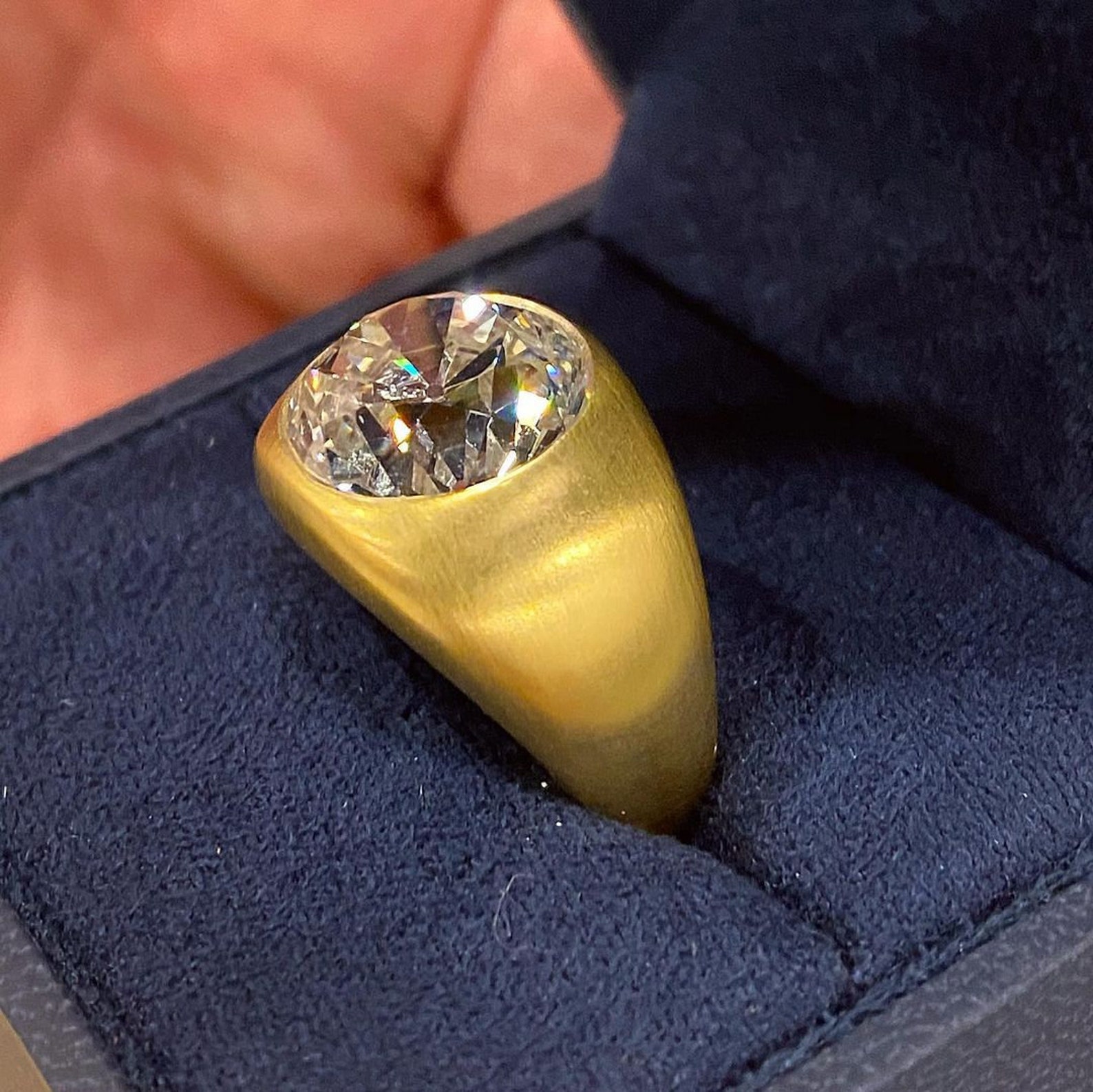 OEC Round Cut Colorless Men's Moissanite Ring Solitaire Etsy