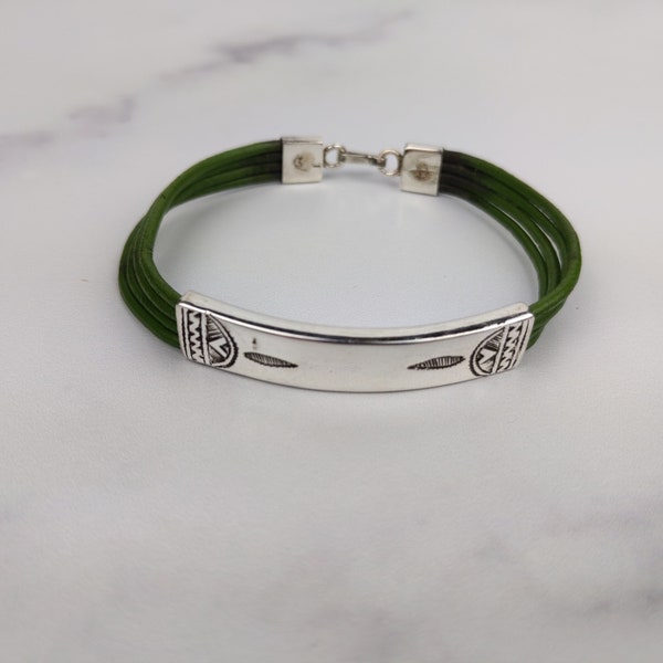 Silver and leather Tuareg bracelet with geometric design, handmade authentic etched design