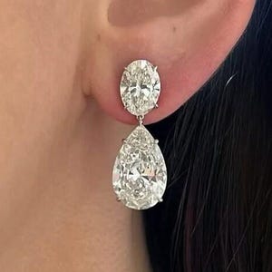 Pendiente de moissanita de talla ovalada y pera con diamantes de 15,82 TCW, con cierre de rosca, colgante de dos piedras, pequeño pendiente de boda en plata de ley.