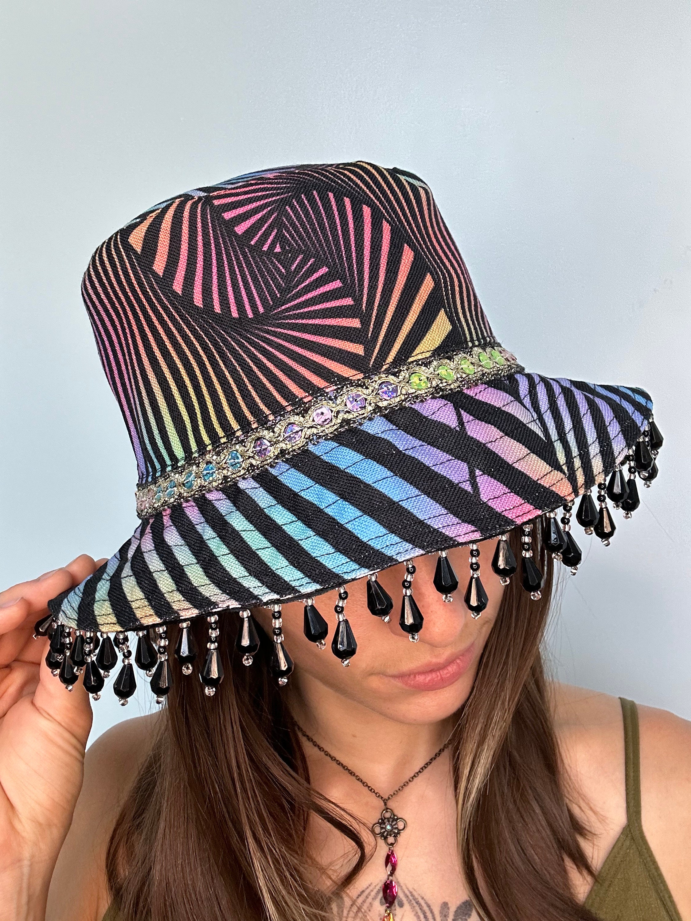 Paracosm Disco Drips Reversible Bucket Hat / Beaded Bucket  display picture 2