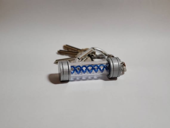 バイオハザード T-ウイルス キーチェーン - Etsy 日本