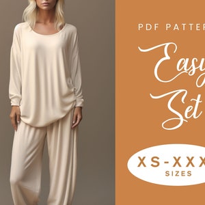 Può includere: Un modello PDF per un set di abbigliamento facile nelle taglie XS-XXXXL. Il modello include una maglia a maniche lunghe e pantaloni. La modella indossa un set color crema.