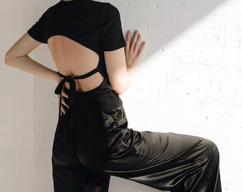 Open Back Ribbed Knit Top with Ties, Minimalist Short Sleeve Black T-Shirt, Sexy Backless Fitted Bodice, Summer Knitwear Elegant Streetwear