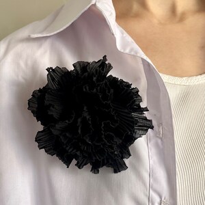 Vintage large Black Rose Brooch Exquisite Floral Pin for Women Perfect Wedding flower Accessory or Gift for Her Beautiful Pin brooch image 3