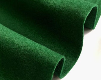 Green Felt Fabric 60" (150cms) Extra Wide 1-2mm Thick for School Projects. Sewing, Decoration, Craft Supplies and Table Covers