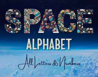 Könnte beinhalten: Eine farbenfrohe Illustration des Wortes "SPACE" mit einem Weltraum-Design. Das Wort ist in fetter, weißer Schrift auf einem blauen, grünen und orangefarbenen Hintergrund. Der Hintergrund ist ein dunkelblauer Himmel mit Sternen und Wolken. Der Text "ALPHABET" befindet sich unter dem Wort "SPACE" in weißer Schrift. Der Text "All Letters & Numbers" befindet sich unter dem Wort "ALPHABET" in kursiv.