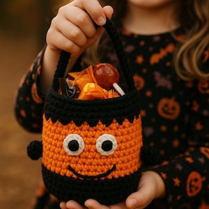 Crochet Halloween Treat Bag PDF Pattern | Frankenstein Tote Bag Tutorial | Halloween Trick or Treat Bag Crochet Pattern