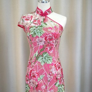 Modern Chinese Mini Qipao | Qipao | Modern Cheongsam |  Chinese Bride | Chinese Tea Ceremony