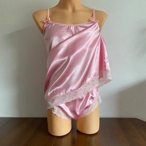 Sissy pink satin doll nightgown,  Negligee dress top with straps, Mmen&#39;s satin nightdress Plus Size, Satin Panties for Men, Sissy lingerie