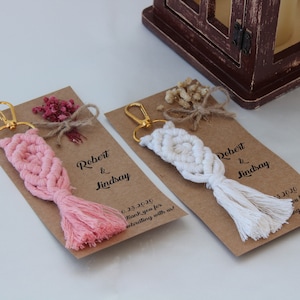 Custom Macramé Keychains, Personalized Wedding Favors for Guests in Bulk, Boho Wedding Favors, Mini Macrame Keychains, Bridal Shower Favors