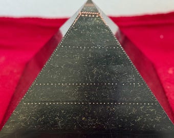 Magnetic Orgonite Pyramid | PHI RATIO | Shungite Black | 7.8kg | 22cm base length