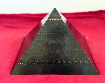 Magnetic Orgonite Pyramid | PHI RATIO | Shungite Black | 8.1kg | 22cm base length