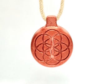 Magnetically aligned crystal pendant - Magnetized Orgonite