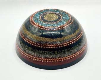 Magnetic Orgonite Dome | Ø15.5 cm | 2.8kg | with powerful neodymium magnets | Glow in the dark