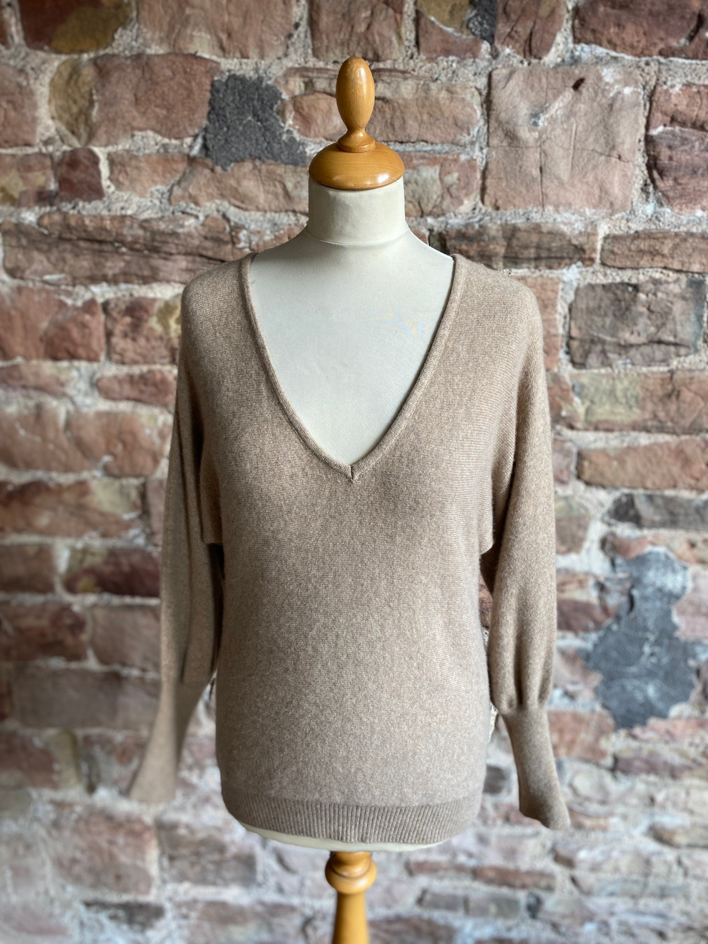 Kain Label 100 Pure Cashmere V Neck Sweater. FREE UK POST
