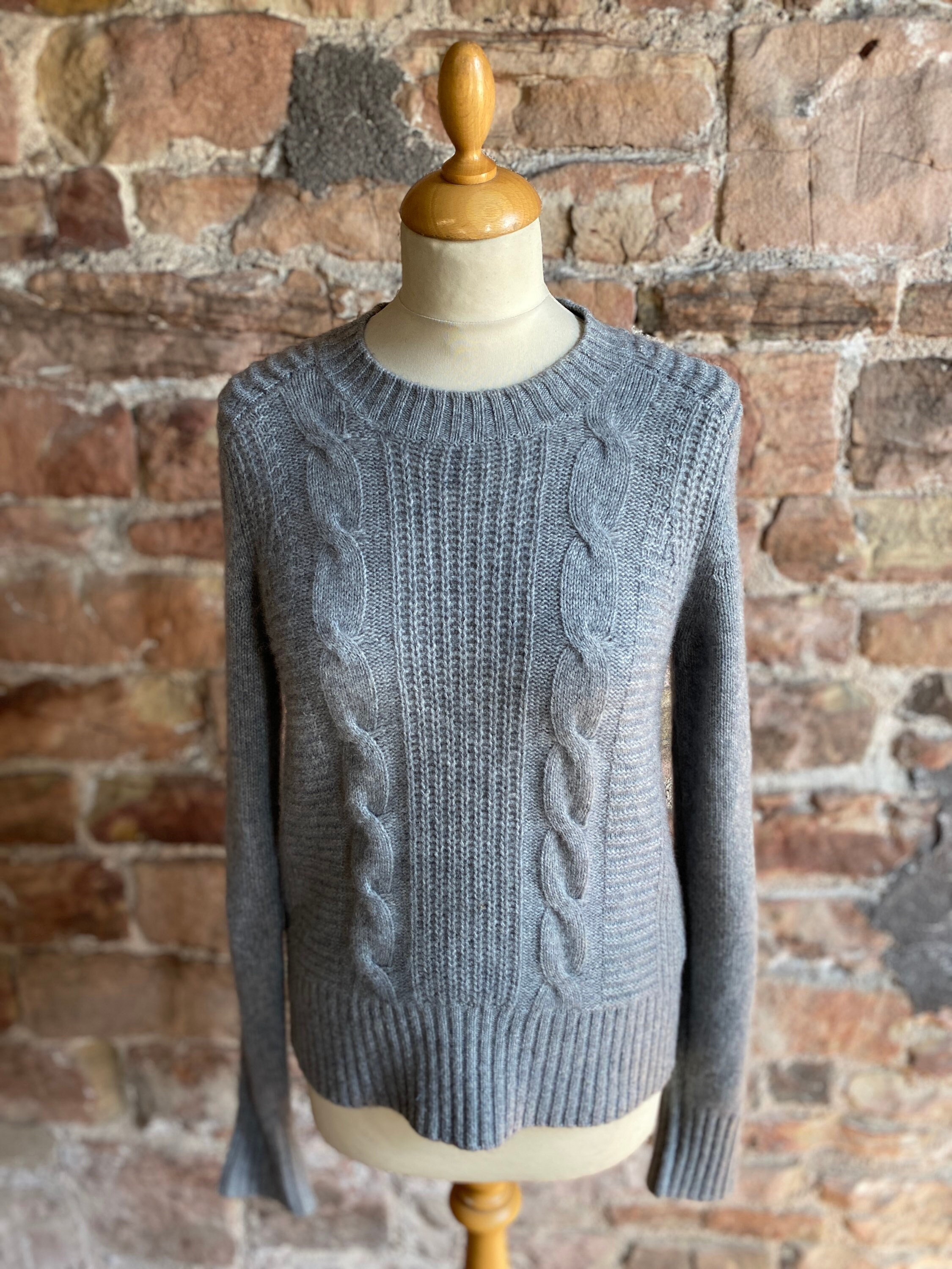 Pure Cashmere Crew Neck Cable Knit 